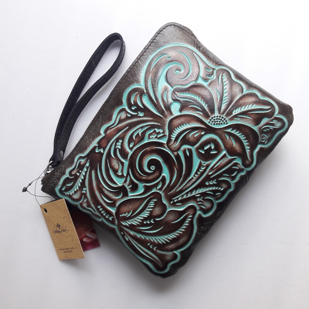 NWT PATRICIA NASH CASSINI WRISTLET MAKE-UP BAG